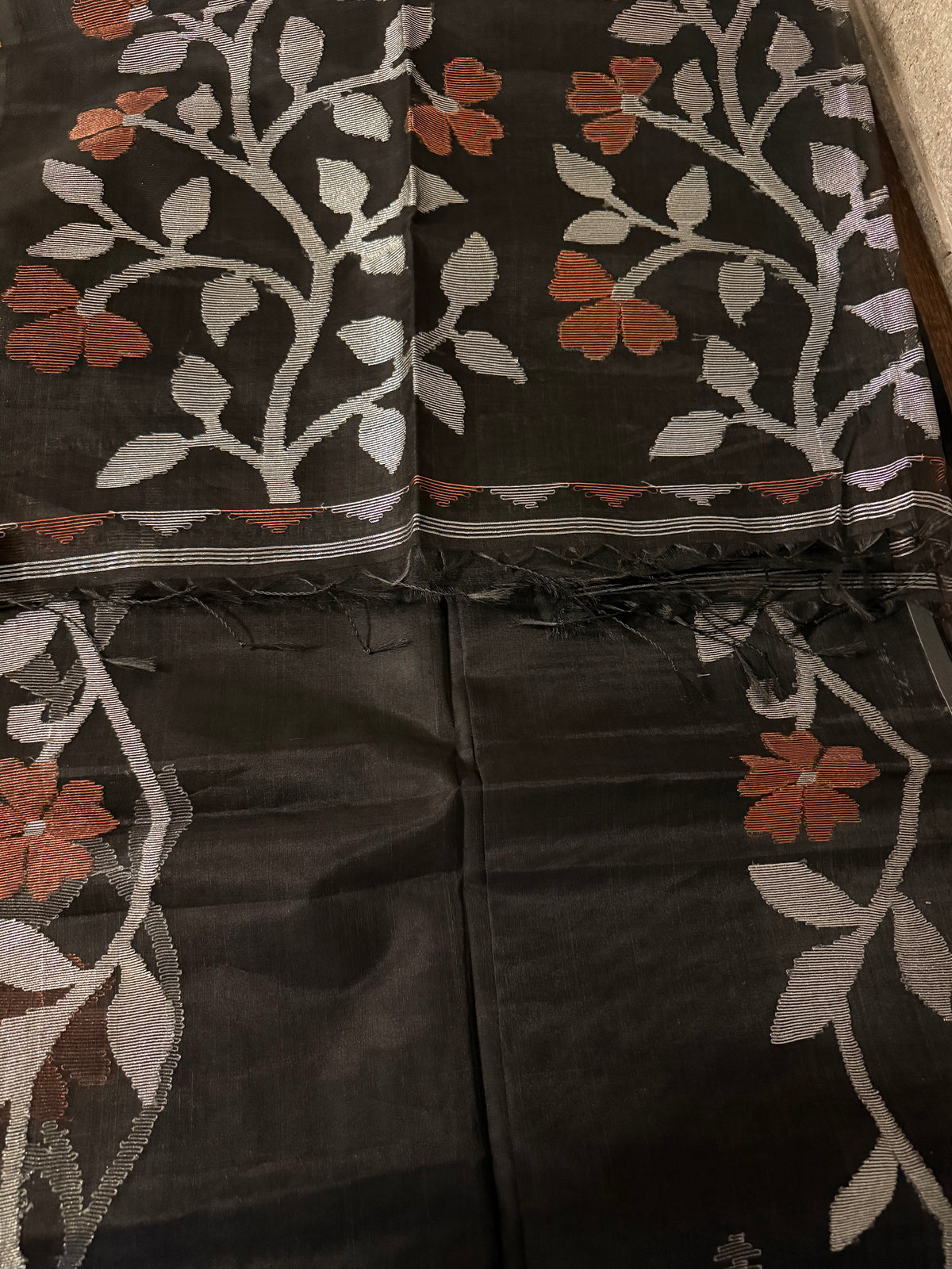 Black Jamdhani Silk Saree with Floral Weaving
